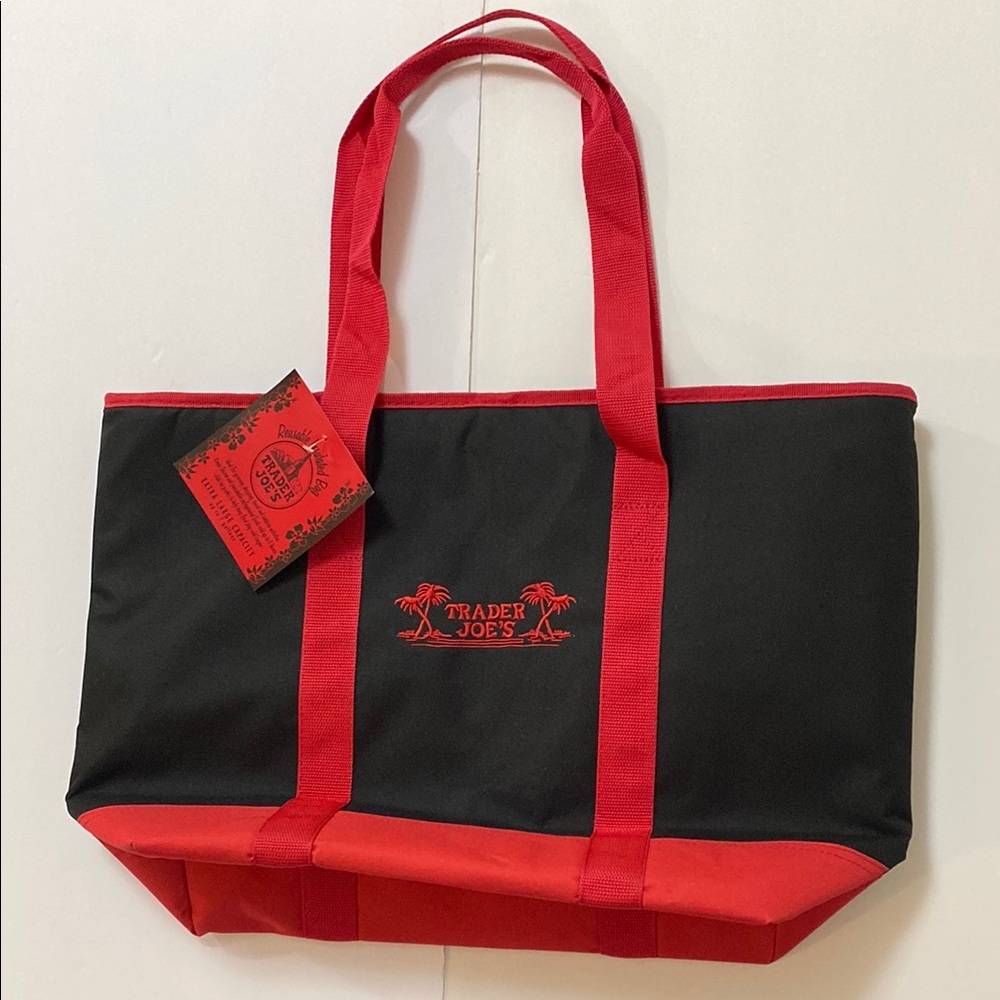 NWT Trader Joe's Black and Red Insulated Cooler Tote Bag. Beach Summer. 7 Gallon - Picture 3 of 6
